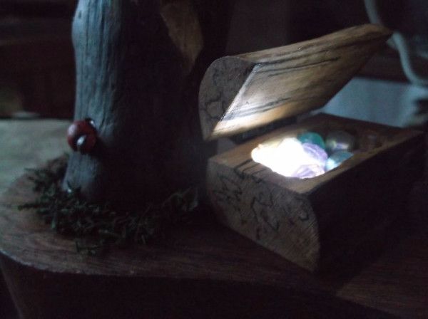 这个木艺玩家的爱好竟然是去公园捡垃圾！