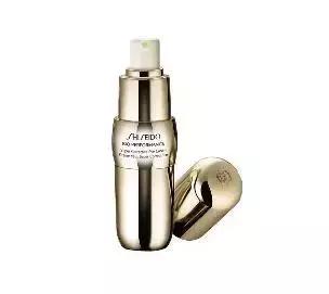 春日，温润男神黄轩代言的美妆与你更配哦！