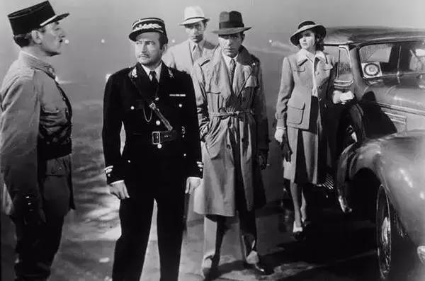 burberry风衣剁手,burberry风衣最新700元