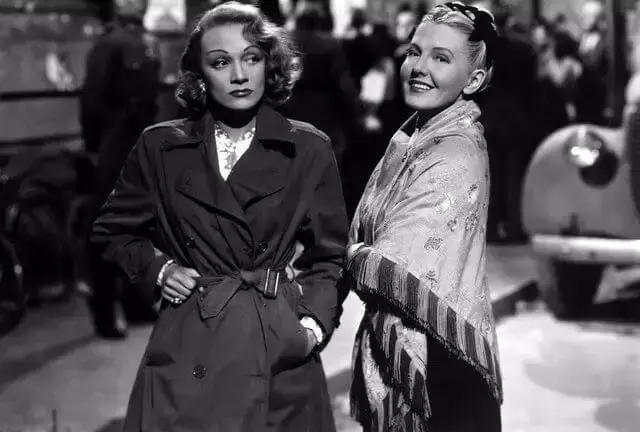 burberry风衣值得买吗,burberry风衣剁手