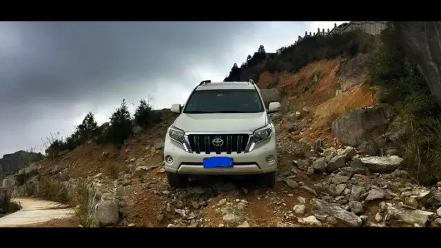 普拉多2700山路,山路试驾霸道2800柴油