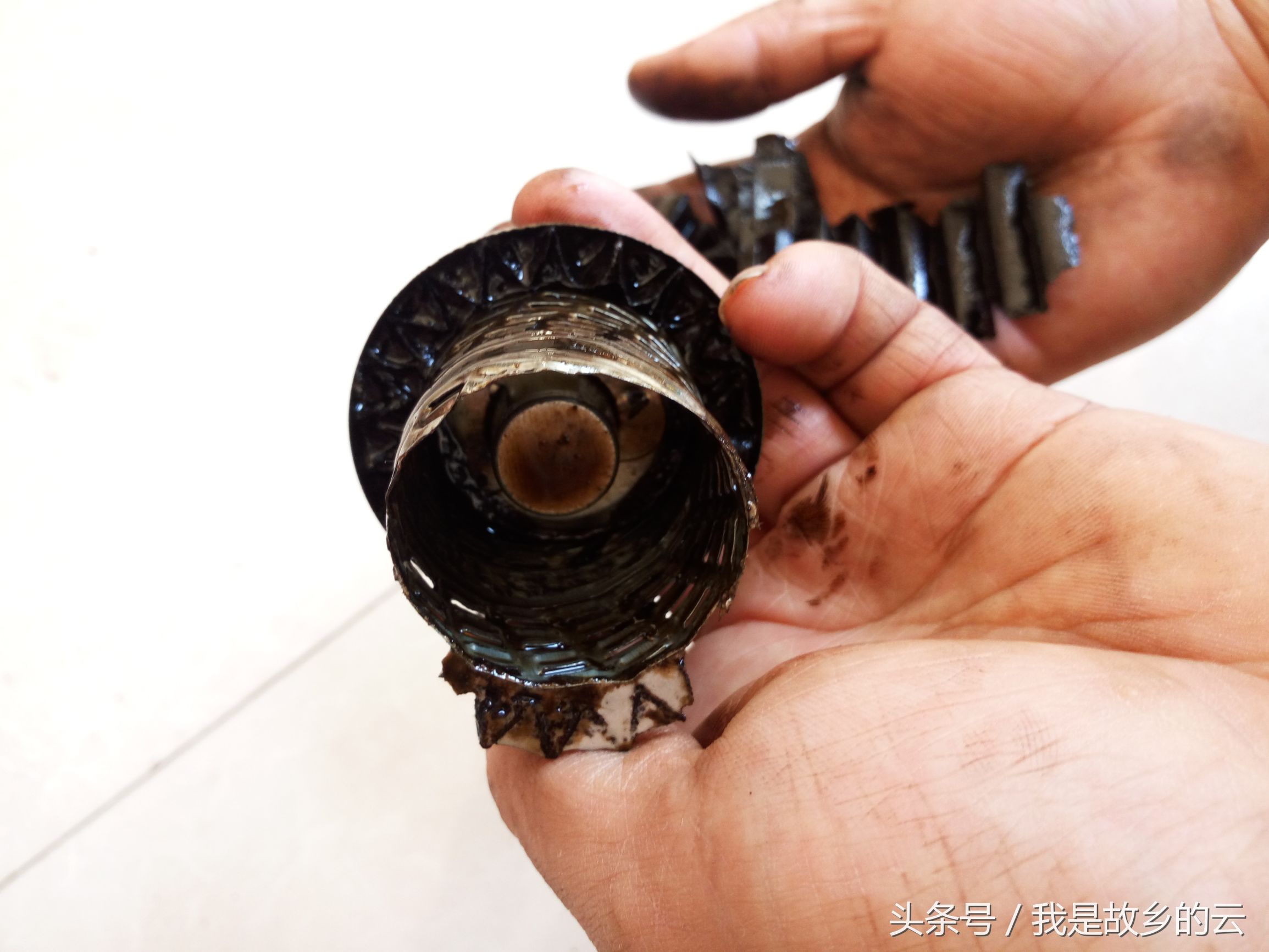 机滤拆解对比,高仿机滤