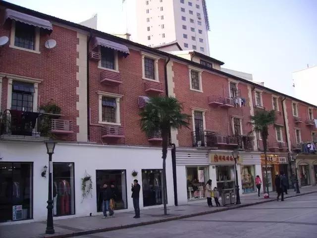 我很怀念以前的母校,我的母校没了什么意思