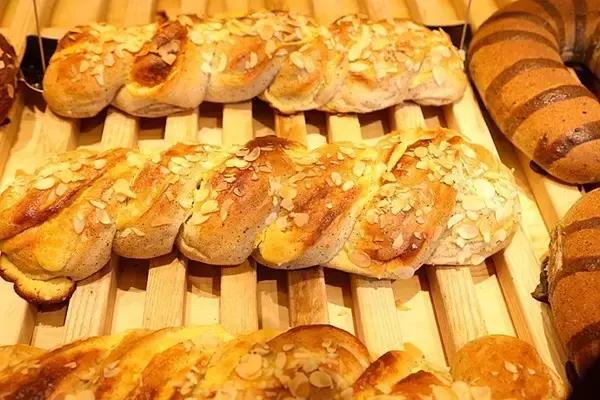 除了鲍师傅还有什么好吃的,除了鲍师傅还有个平价糕点