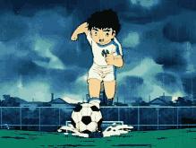 足球要从娃娃抓起是谁说的,足球要从娃娃抓起图片