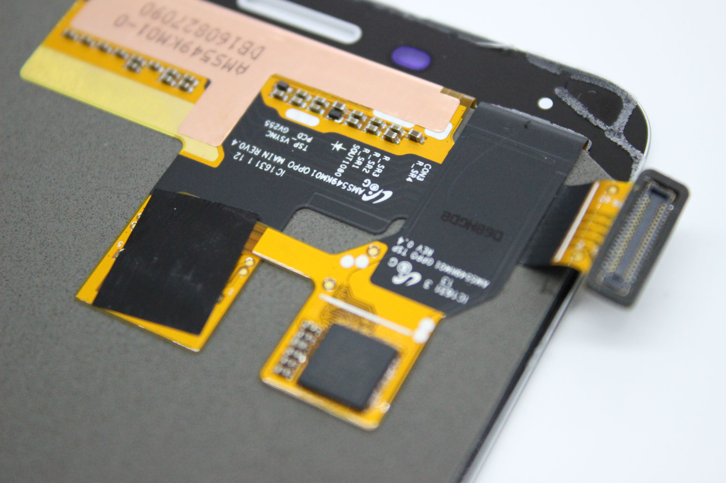 手机屏幕维修换屏怎么不被坑,手机屏幕维修和更换的区别