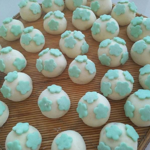 花样馒头创业,女大学生创业卖馒头