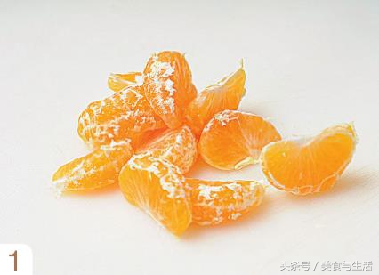 这道银耳汤润肺止咳，入口即化，简单易做，人人爱喝