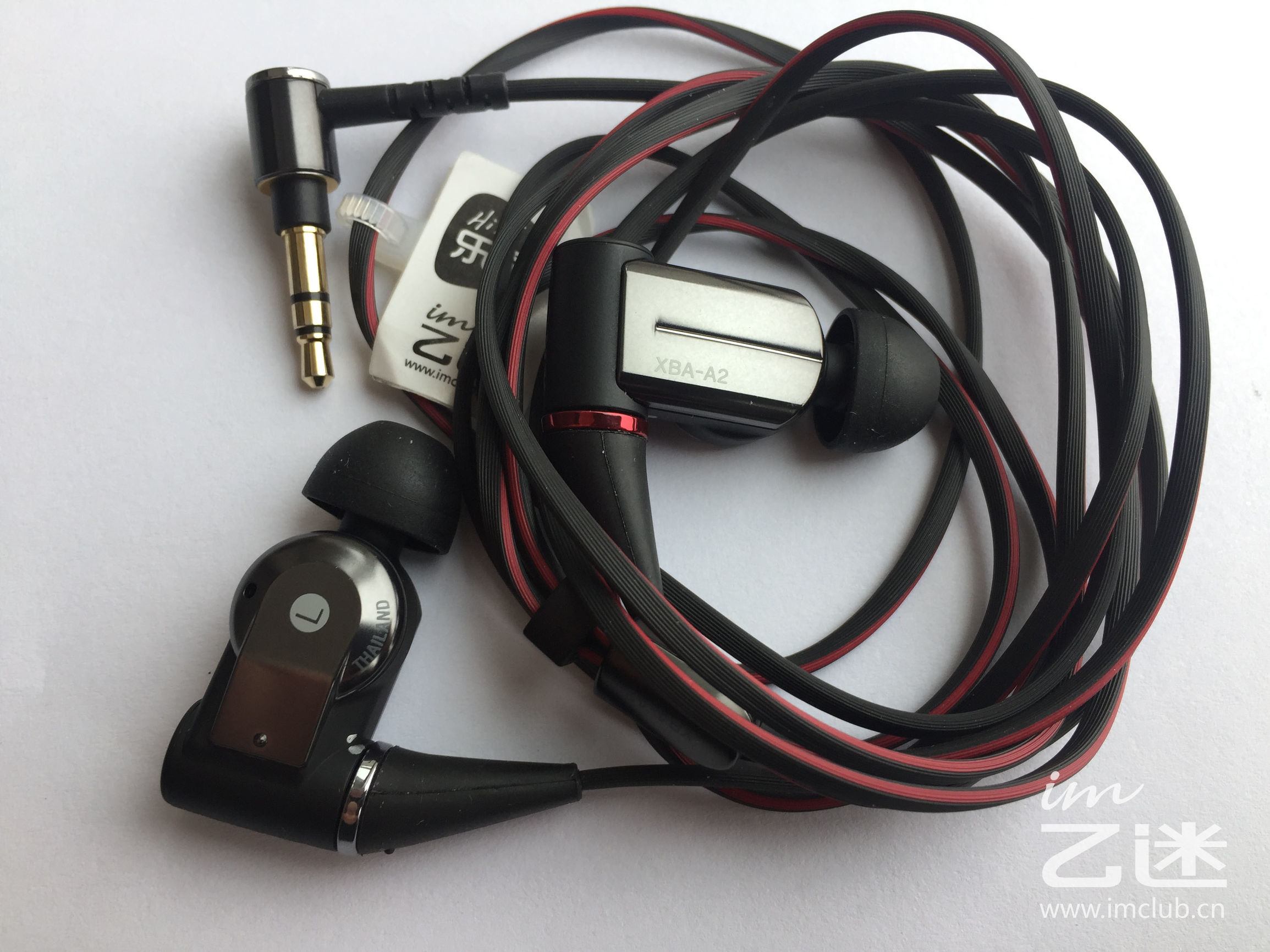 ie800鐪熷亣瀵规瘮鍥剧墖,ie800澶嶅埢鐗堥潬璋卞悧