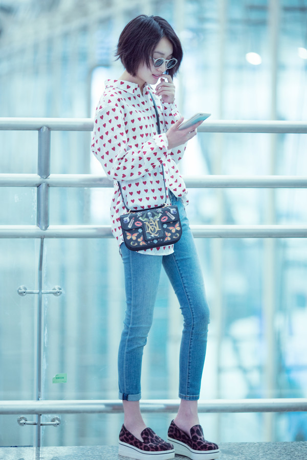 小个子显高显瘦穿衣口诀,矮个子穿衣技巧这4种穿法显高10cm