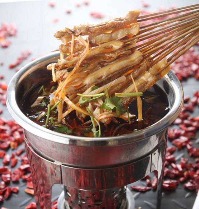 男朋友凌晨出去玩,男朋友深夜出门能干什么