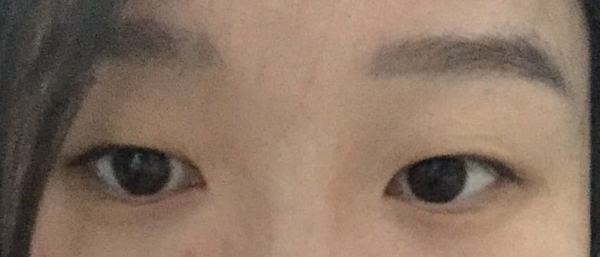 不认识的人看到我，完全看不出来做过双眼皮