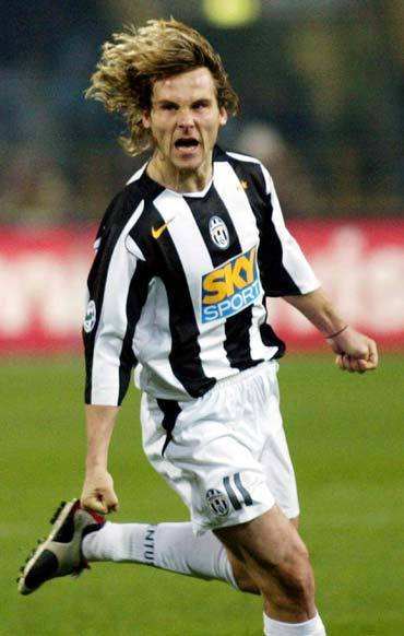 天下足球经典的一段话,天下足球说说