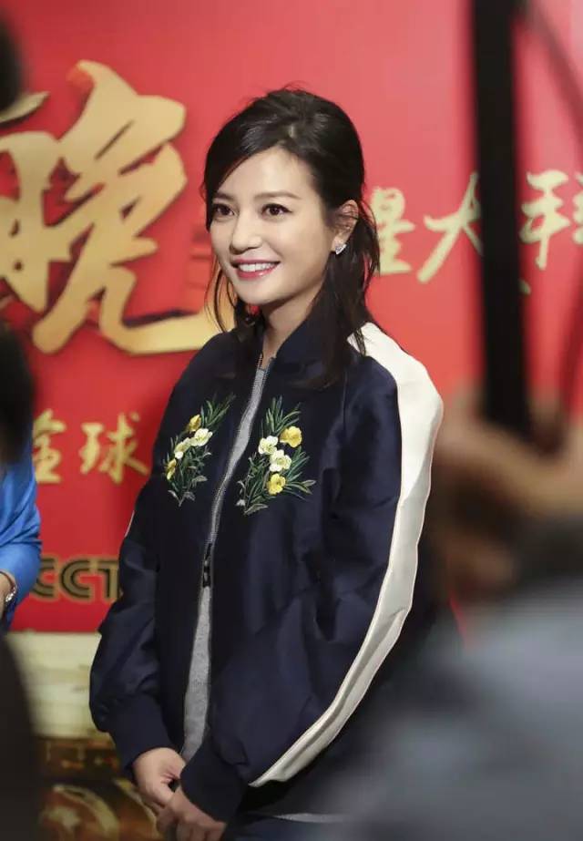 历年春晚服装,今年央视春晚服装