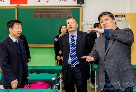 王建利到石油普教管理中心调研