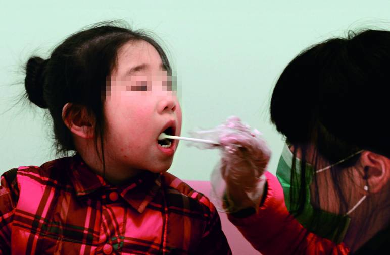 如果基因有缺陷染色体会正常吗,如果基因检测有问题能治疗吗