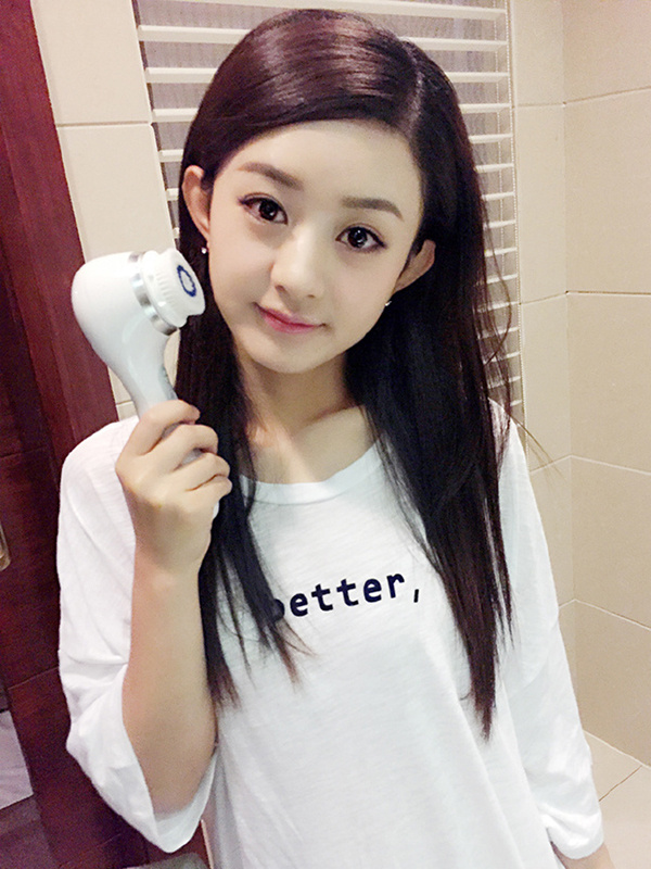 景甜皮肤屏障修护保湿,美容做什么护理可以提亮皮肤