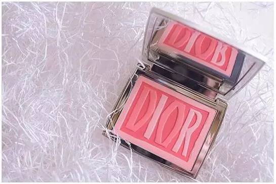 你买过哪些很贵却很值的东西,伊势丹值得买吗