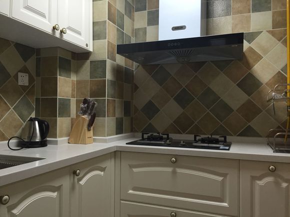 75平米两室一厅装修简美,75平顶楼带阁楼的装修清单