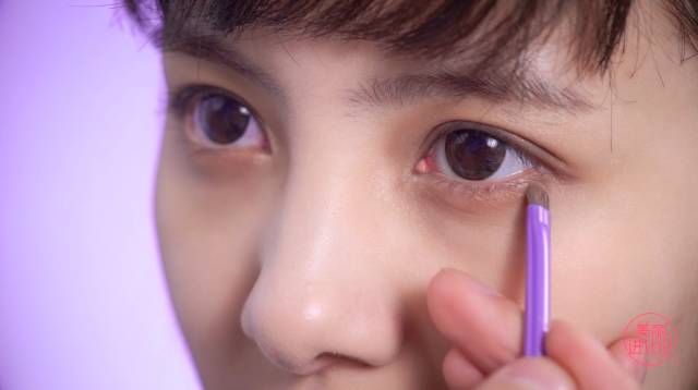 超实用的“基础眼影教程”，VIP手残*党**也分分钟搞定！