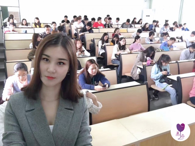 走进校园感受青春味道,走进校园感受青春荣光