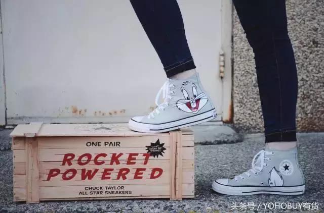 这8双令直男羡慕拥有的女生专属Sneaker,你买了吗?