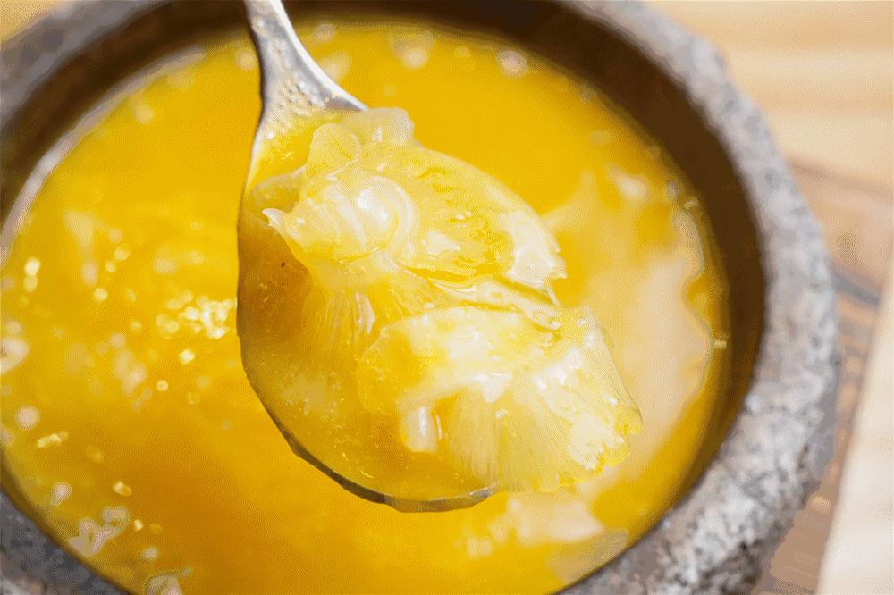 「鱼翅捞饭」震撼出席!一顿胜过十针玻尿酸,不到¥50就能吃?