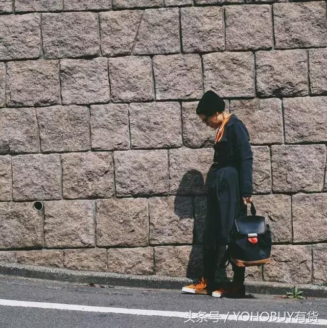 这8双令直男羡慕拥有的女生专属Sneaker,你买了吗?