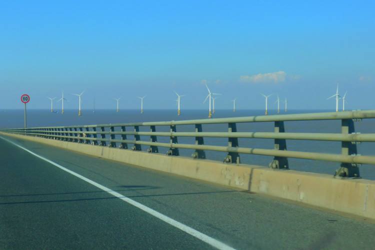 风从海上来完整视频,中国最大的风力发电站在什么地方