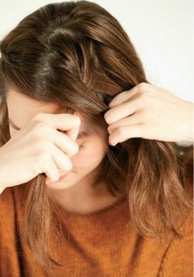 2款简单的盘发优雅更显气质,好看又减龄的法式编发简单又好学