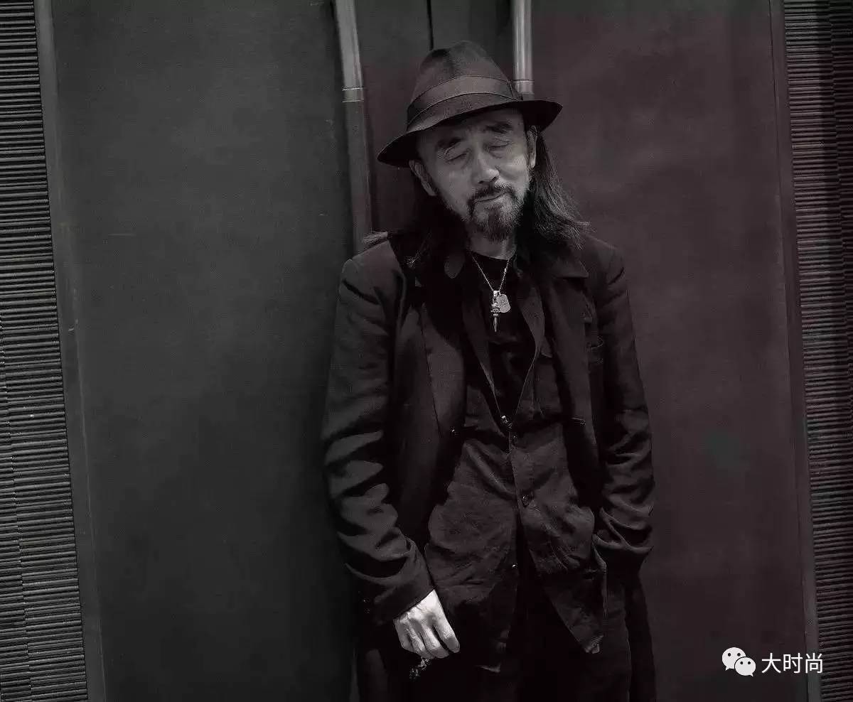 如果只为新潮而穿,美的永远只是服装