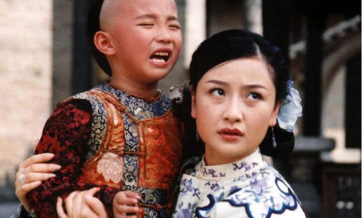 金粉世家经典八姐片段,金粉世家大哥和八妹的画面