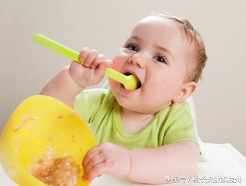 新生儿营养不良视频,新生儿营养不良很瘦小怎么办