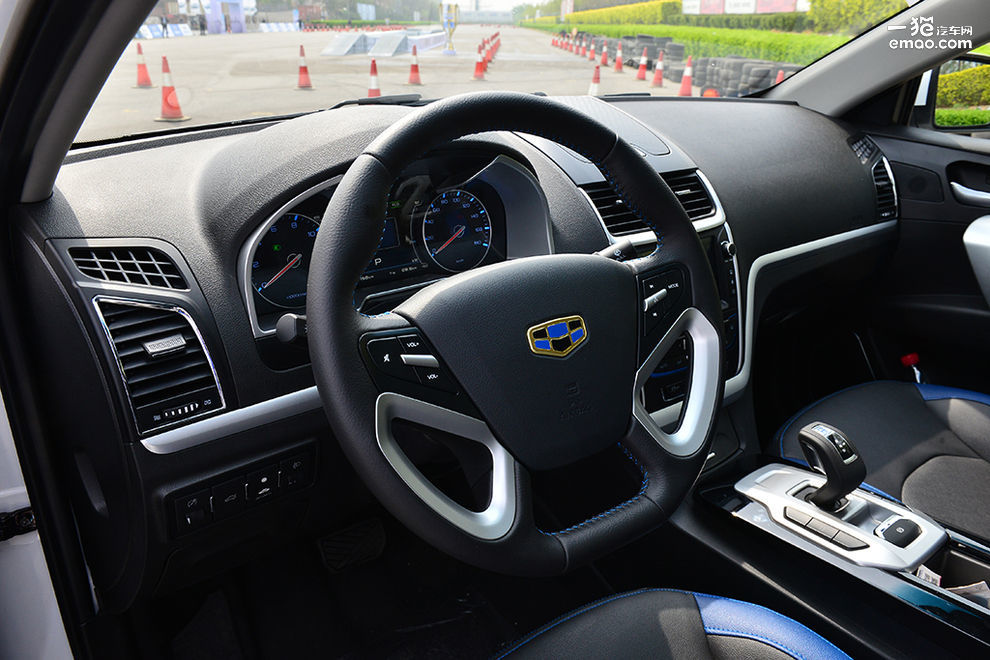 吉利帝豪ev400实际续航实测,吉利帝豪ev300详细介绍