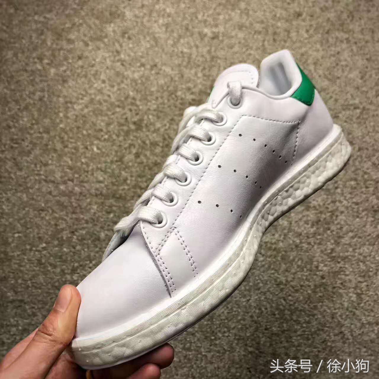 adidas史密斯的脚感,adidas史密斯小白鞋穿搭