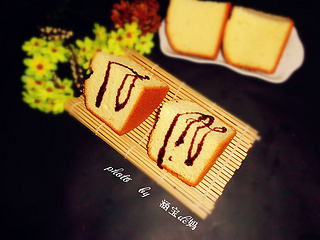 湿性发泡的状态,蛋白怎么打都是湿性发泡