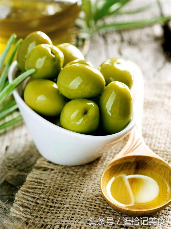 吃了重庆火锅嗓子一直疼,吃重庆火锅辣的冒汗