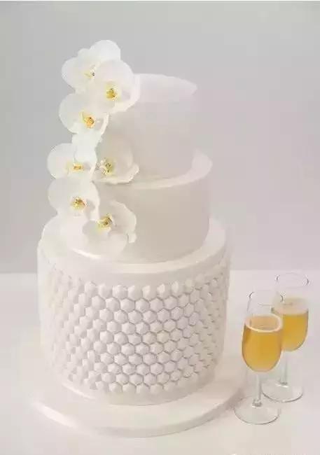 国外大型翻糖蛋糕图片,粉色婚礼翻糖蛋糕图片大全