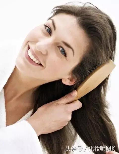 油头到底洗什么洗发水,油头可以用滋润的洗发水吗