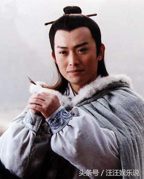 眉眼深邃的男明星桃花眼,7位明星桃花眼的魅力