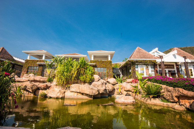 蓝天白云,椰风海韵,去三亚散散心吧