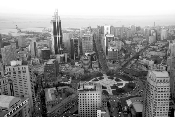 循着时间的绳索｜老大连的繁华商业带