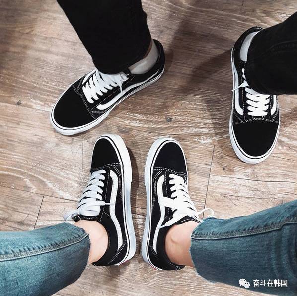 换季该买什么鞋子,换季买什么鞋子好看