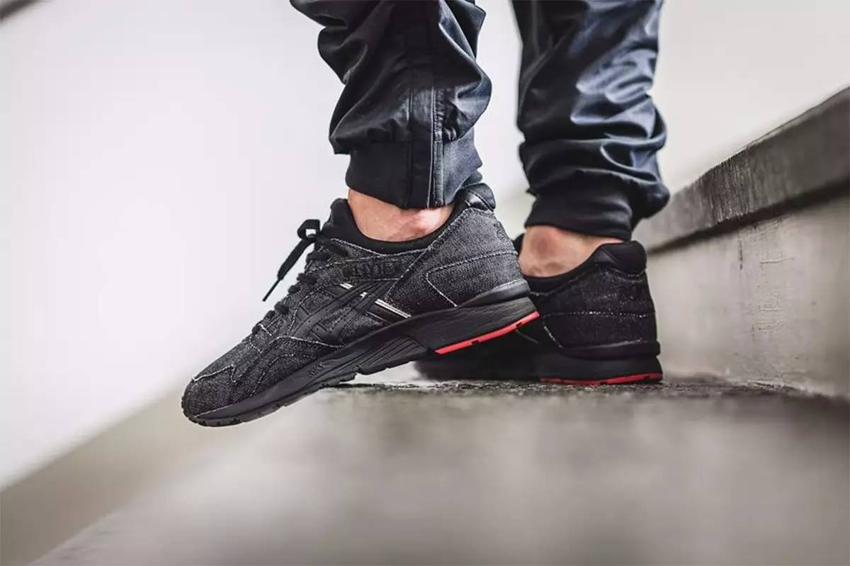 即便大家都穿牛仔，但是拥有丹宁帽和丹宁鞋的人依然是少数