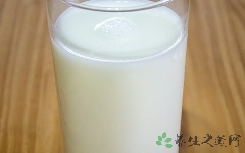 宝宝喝牛奶会上火流鼻血吗,已经上火可以喝牛奶吗