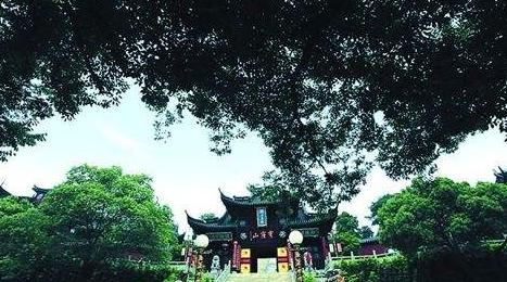 穹窿山景区样子图片,穹窿山景区一大一小