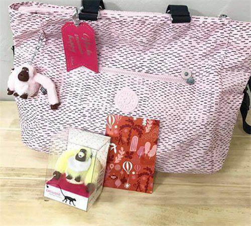 林心如晒女儿,林心如女儿礼物价格表