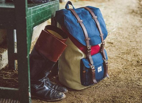 好看的户外双肩背包推荐女,双肩背包时尚潮流洋气