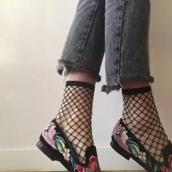 小more说：在英国的同学看过来，你的代购生涯可以开始了~