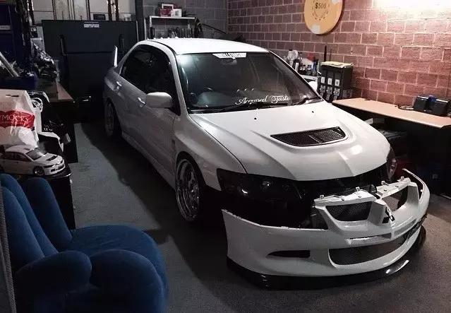 本想把EVO卖掉跳出改装坑，买了高尔夫7R后却又重新“吸毒”